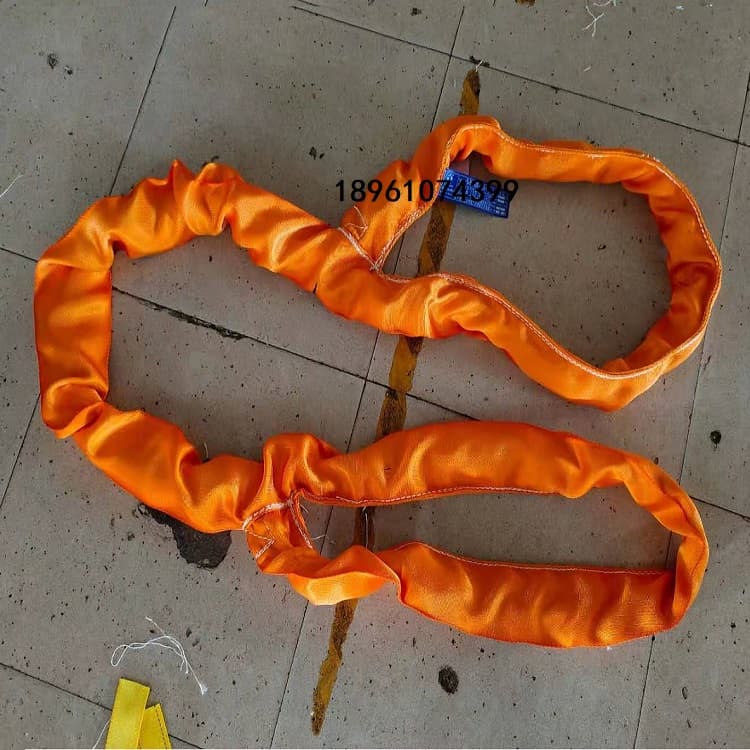 迪尼玛吊装带是使用超强聚乙烯纤维制作而成